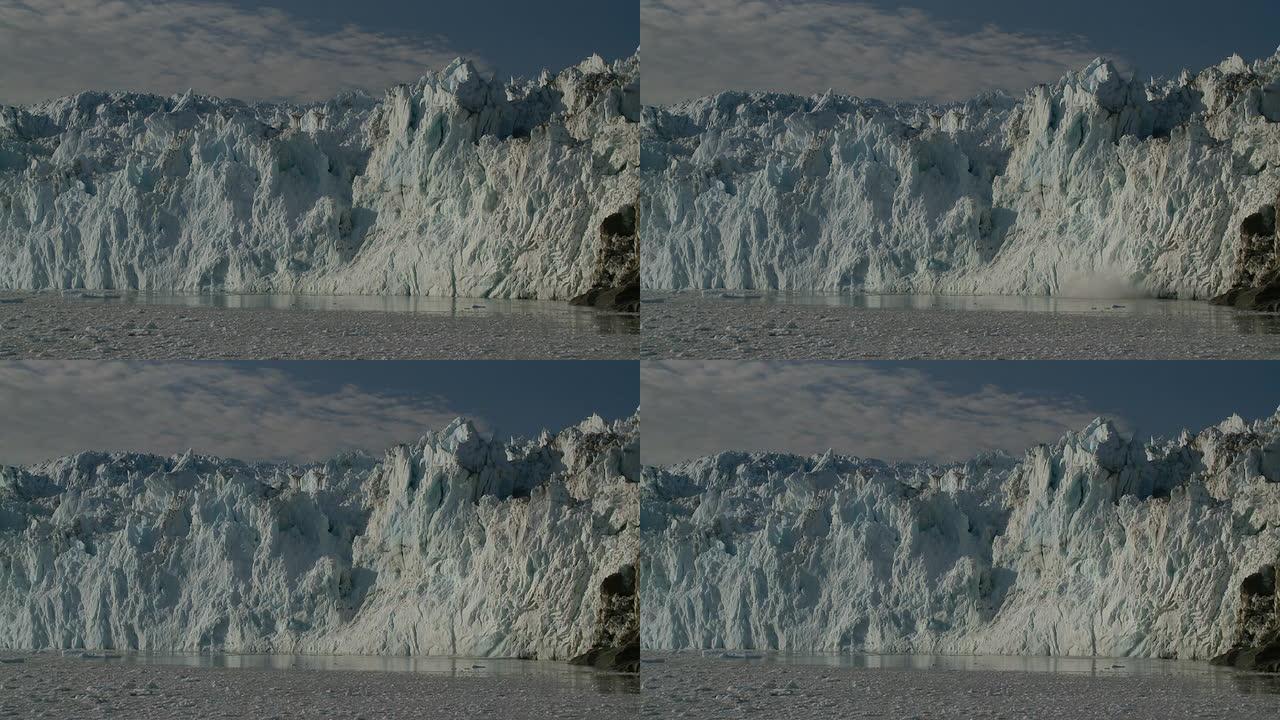 阳光明媚的冰川，有小规模的崩解
