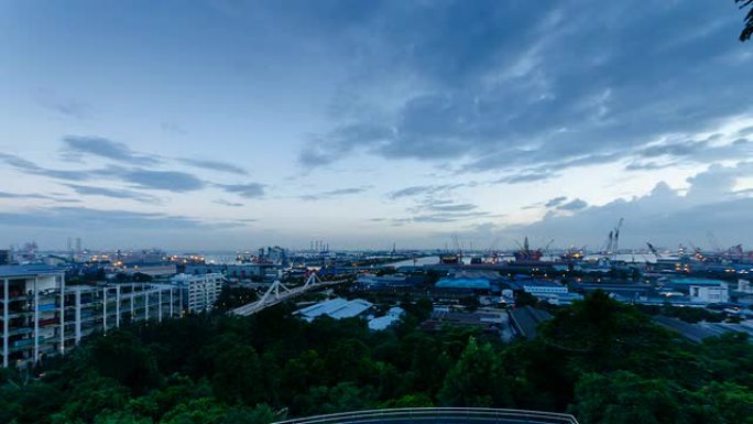 黄昏时的新加坡裕廊岛