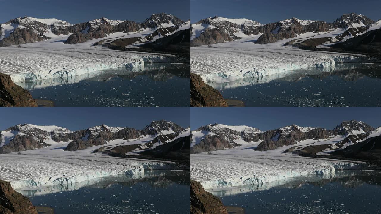 北极冰川崩解，广角