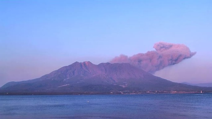 高清：樱岛火山爆发（视频）