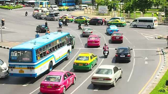 有红绿灯的城市交通