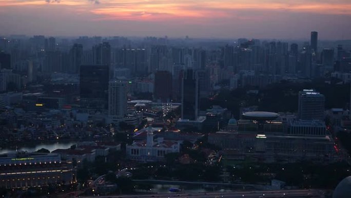 高清：黄昏时分的新加坡，从滨海湾天空公园出发