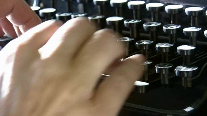 高清：古代办公古代办公老式打字机