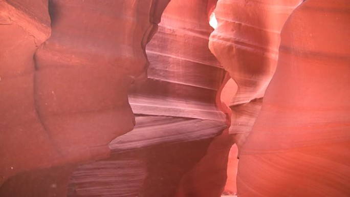 高清：羚羊峡谷红色峡谷