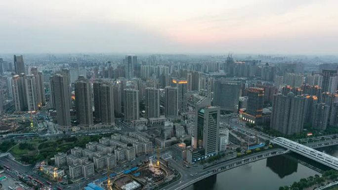 天井的现代建筑和城市景观日夜，时间流逝。