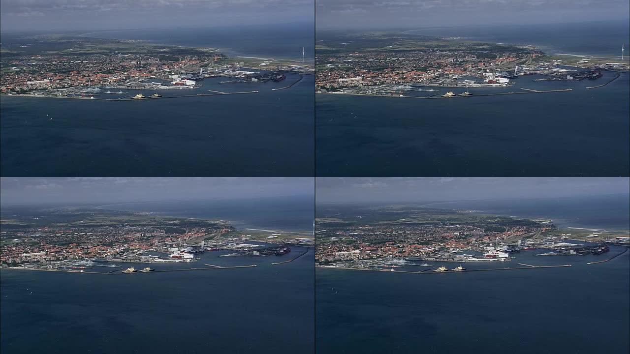 Albaek湾的快速高空飞行-鸟瞰图-丹麦北部