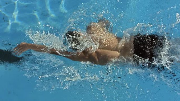 高清超慢动作: 年轻人游泳自由泳