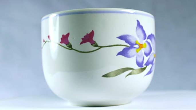 传统白色日本茶杯瓷器收藏传统文化特写展示