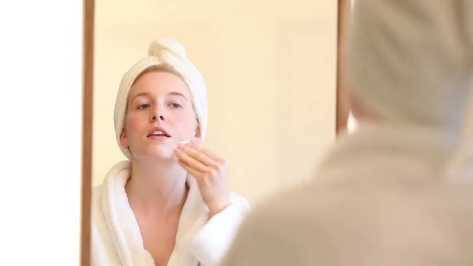 化妆视频系列：女性护肤常规