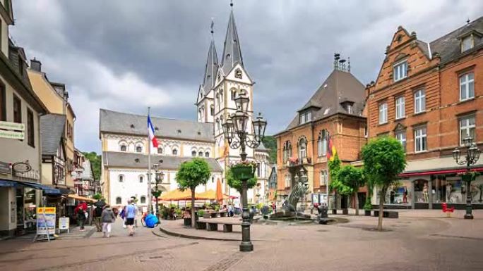 4K时光流逝:博帕德广场上拥挤的行人