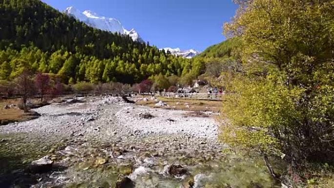 亚丁自然保护区