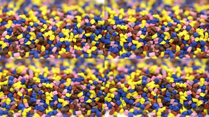 聚合物塑料彩色颗粒化学颗粒堆积