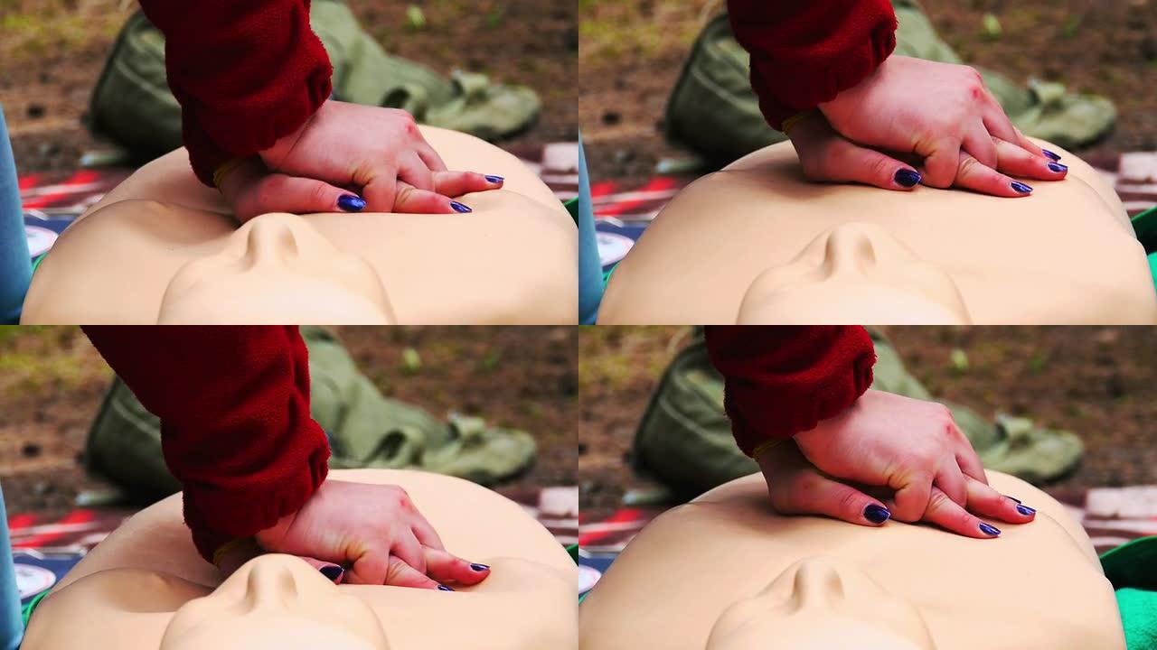 心脏按摩特写医疗模拟救助模拟胸压练习