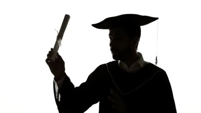 毕业生举起博士帽毕业生举起博士帽学士