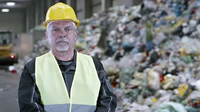 回收设施工人的潘肖像