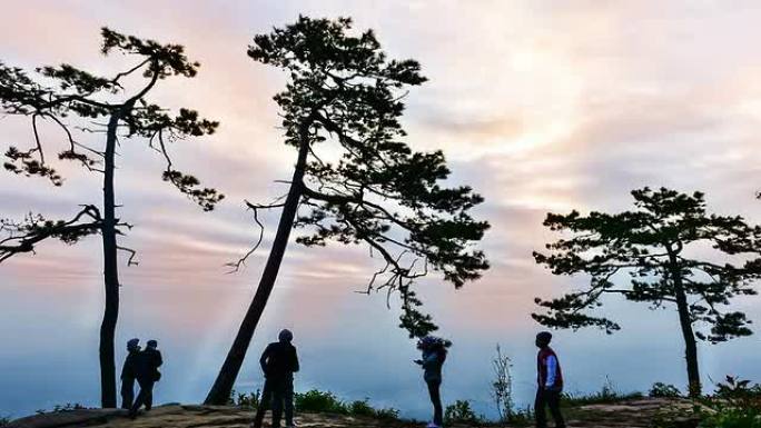 越过山云延时美丽天空