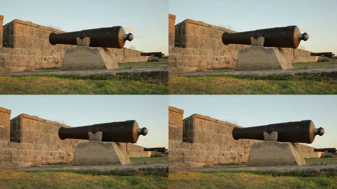 堡垒墙-旧大炮堡垒墙老式大炮