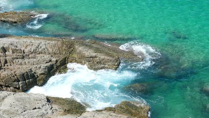 海浪实拍清澈海水大气海风海浪