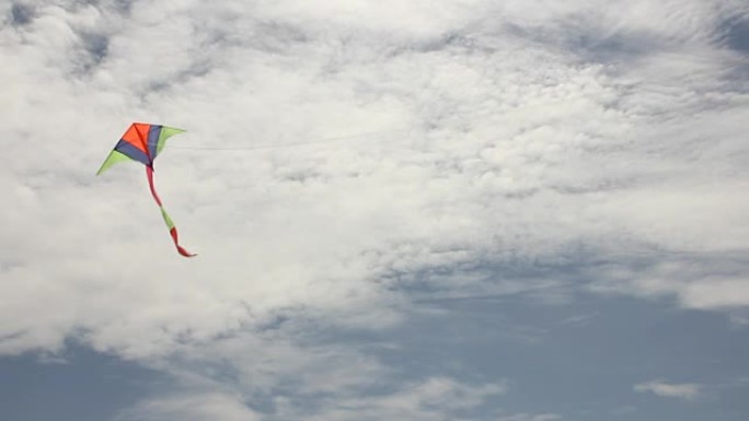 风筝在天空中飞翔