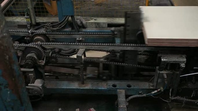制作瓷砖工厂生产车间自动搬砖瓷砖机械手臂