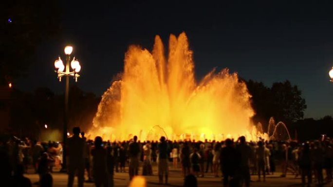 巴塞罗那喷泉展示（橙色）