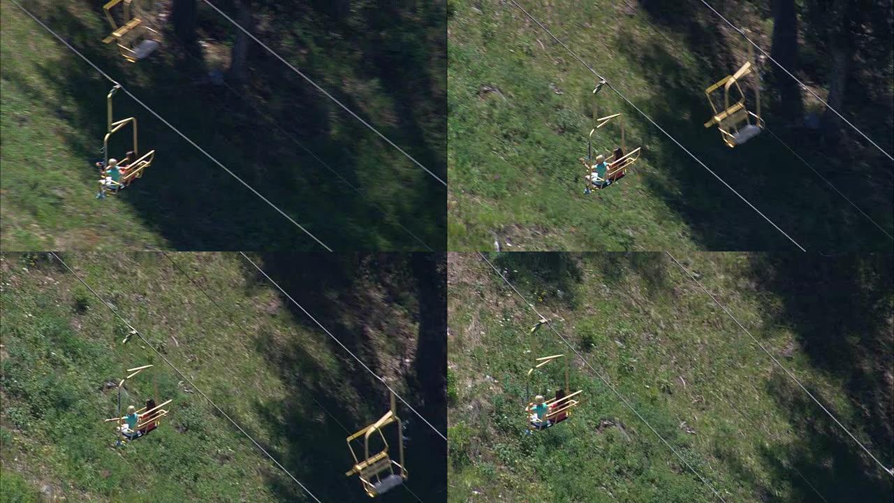 雪王山上的缆车-鸟瞰图-怀俄明州，提顿县，直升机拍摄，空中视频，cineflex，建立镜头，美国