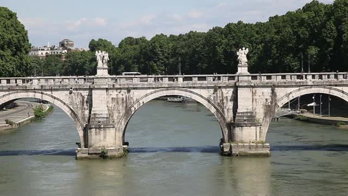 桥在罗马