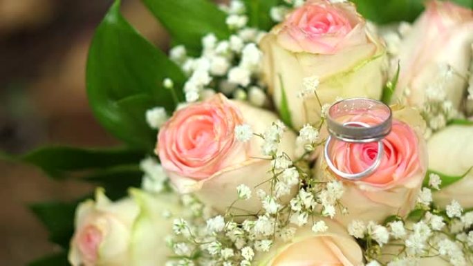 比德迈尔订婚戒指鲜花