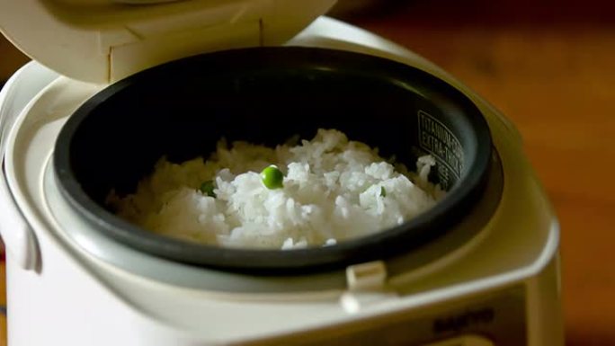 用绿豆煮白米饭