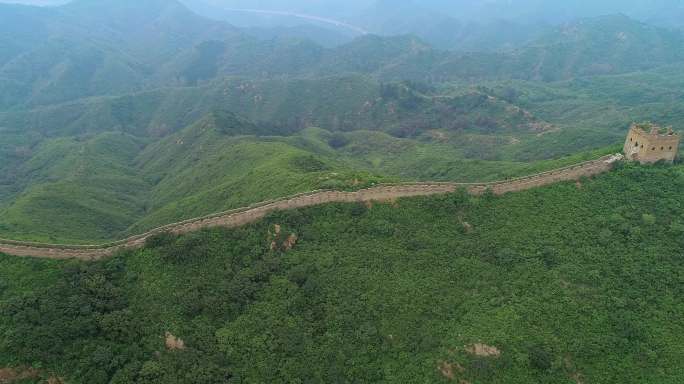 航拍金山岭长城