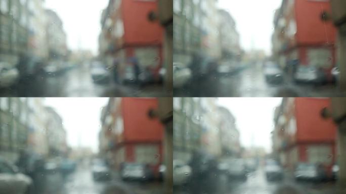 多雨的伊斯坦布尔街