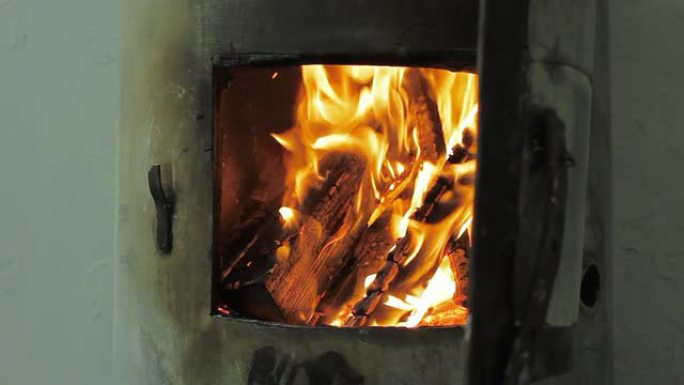 壁炉炭火火种烧火