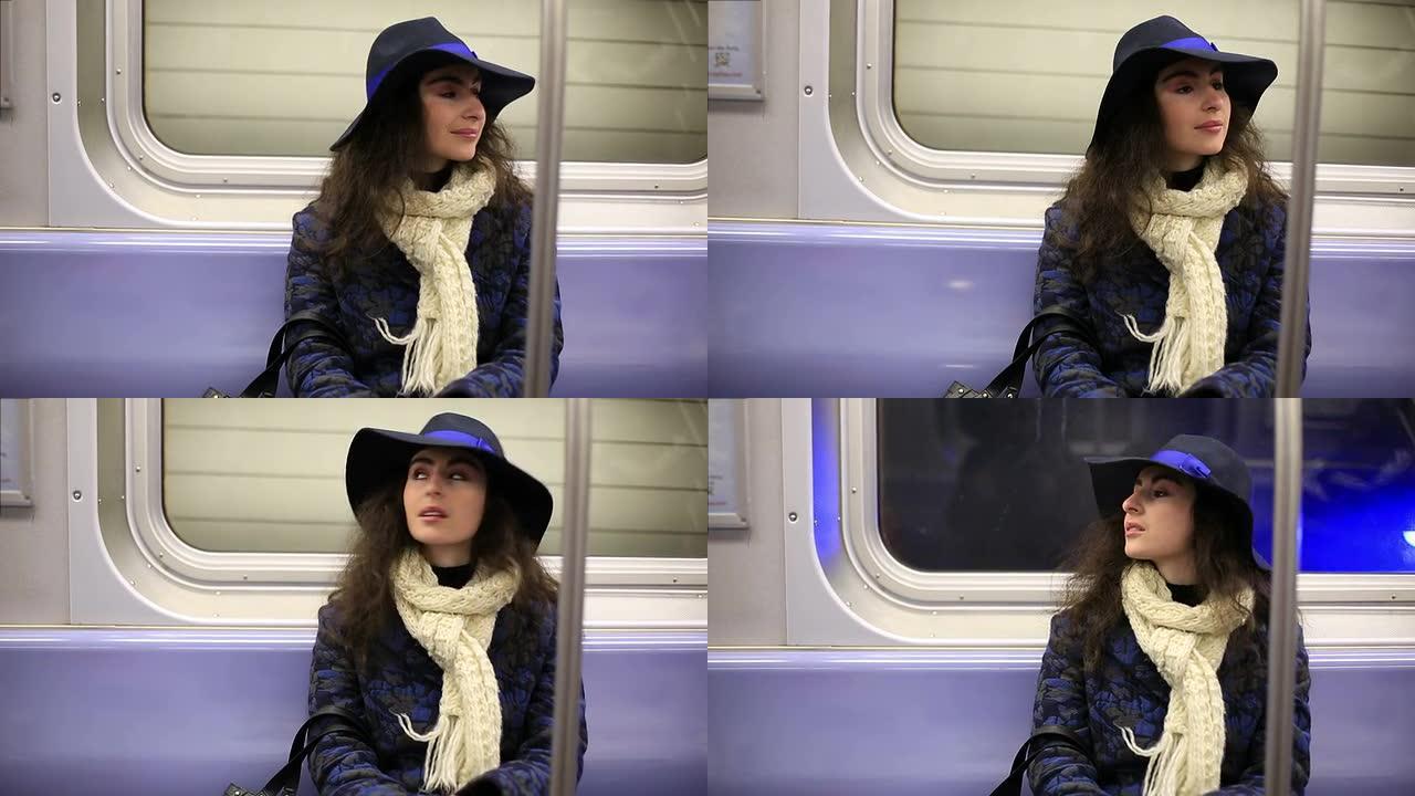 地铁里的女孩地铁里的女孩