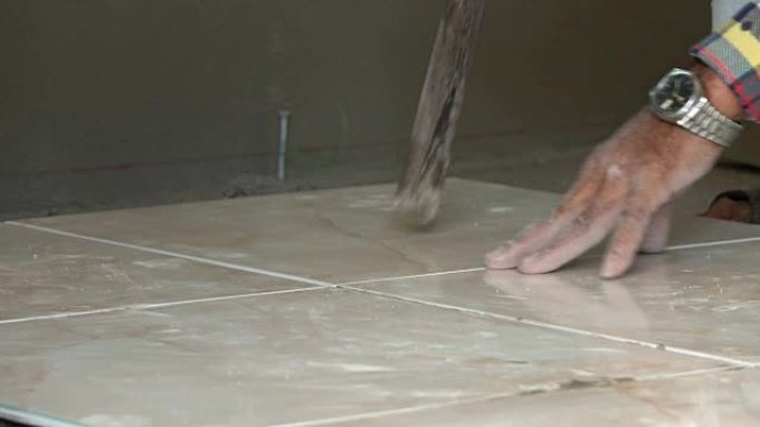 4k，建筑工人瓷砖地板