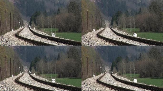 高清: 无尽的铁路