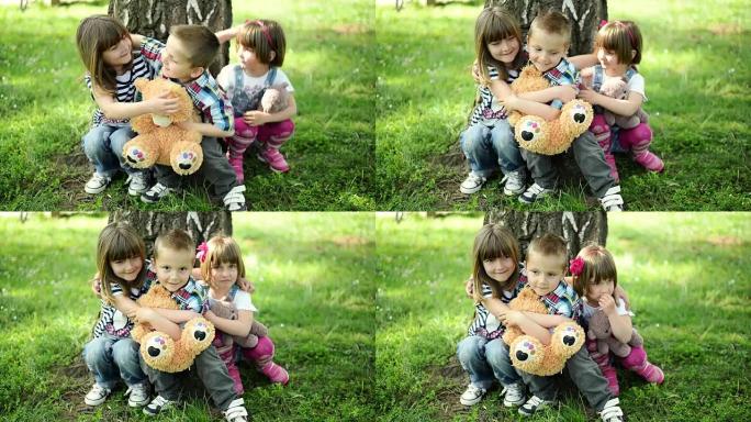 孩子们看着相机