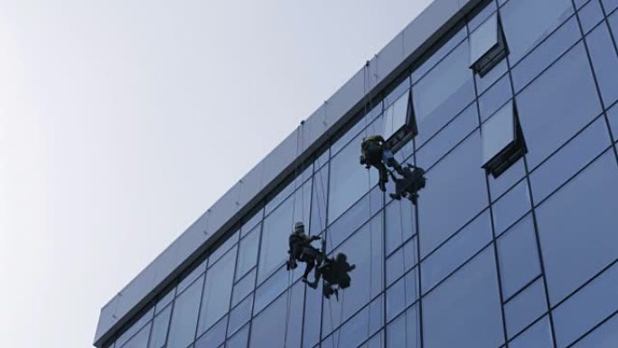 窗户清洁剂视频素材高空作业蜘蛛人