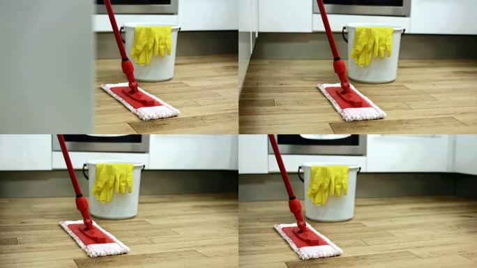高清: 硬木地板清洁设备