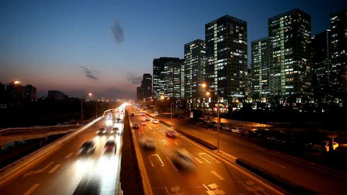 北京建国门大街北京建国门大街车流人夜景