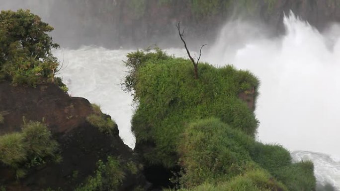 伊瓜苏的急流伊瓜苏的急流溪流山涧洪水