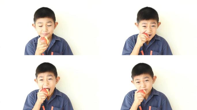 男孩吃苹果男孩吃苹果