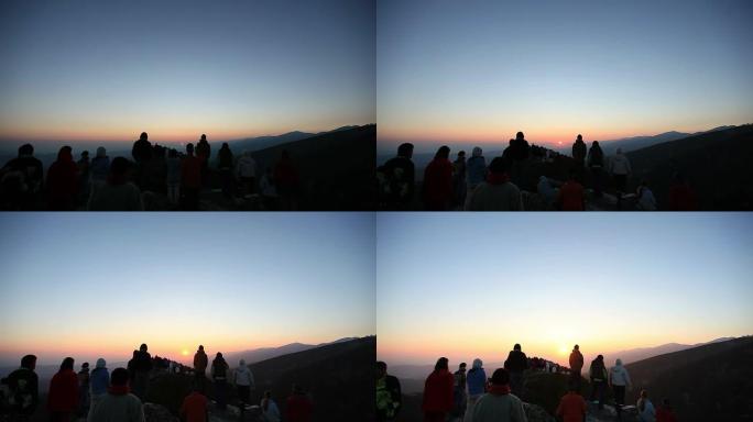 里拉山的日出