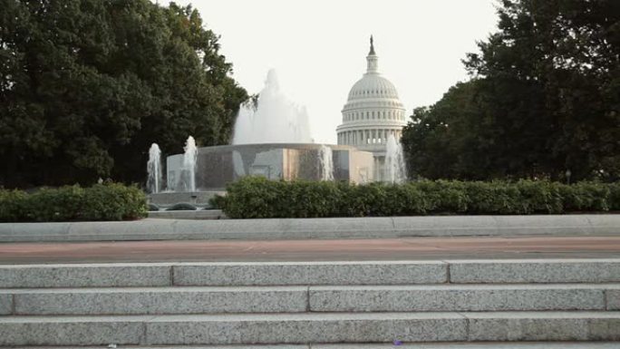 华盛顿特区美国国会大厦附近的喷泉