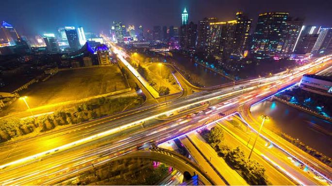 夜间杭州的天际线，交通和城市景观，延时