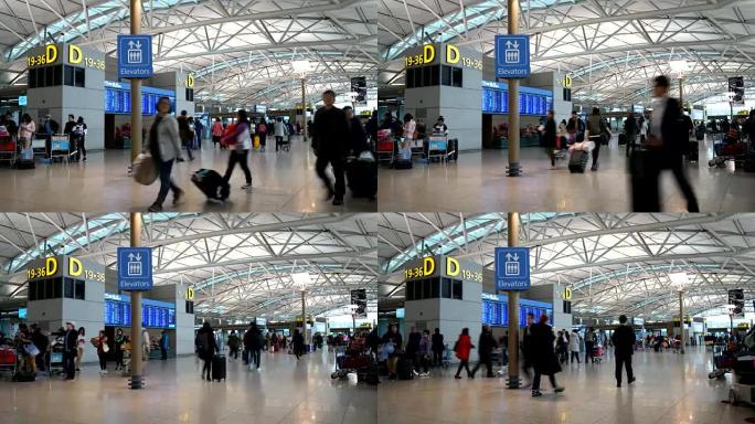 延时: 仁川机场出发大厅的旅客人群
