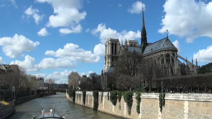 巴黎圣母院河道