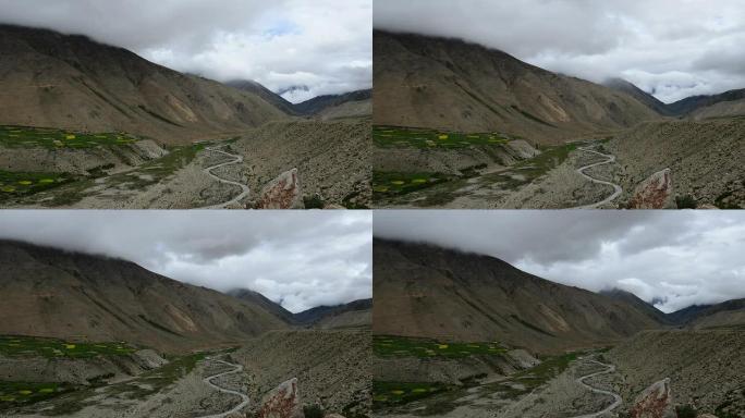 西藏喜马拉雅山脉上空移动云层的延时视频