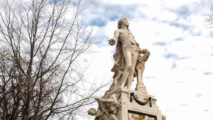维也纳莫扎特雕像-时间流逝