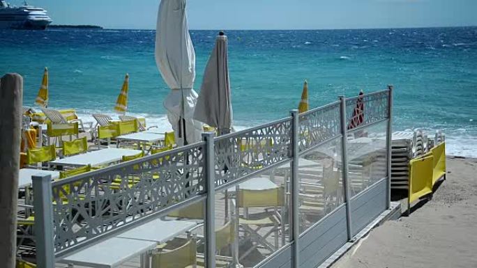 海滩上的咖啡馆海滩上的咖啡馆大海边