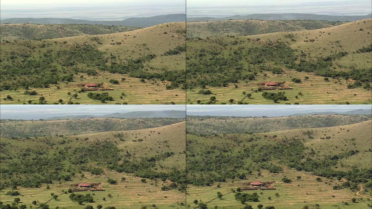 悬崖和景观-鸟瞰图-南非莫加拉克韦纳沃特贝格区市政当局林波波